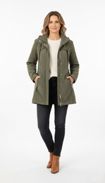 Ulkoilutakki, Barbara Lebek